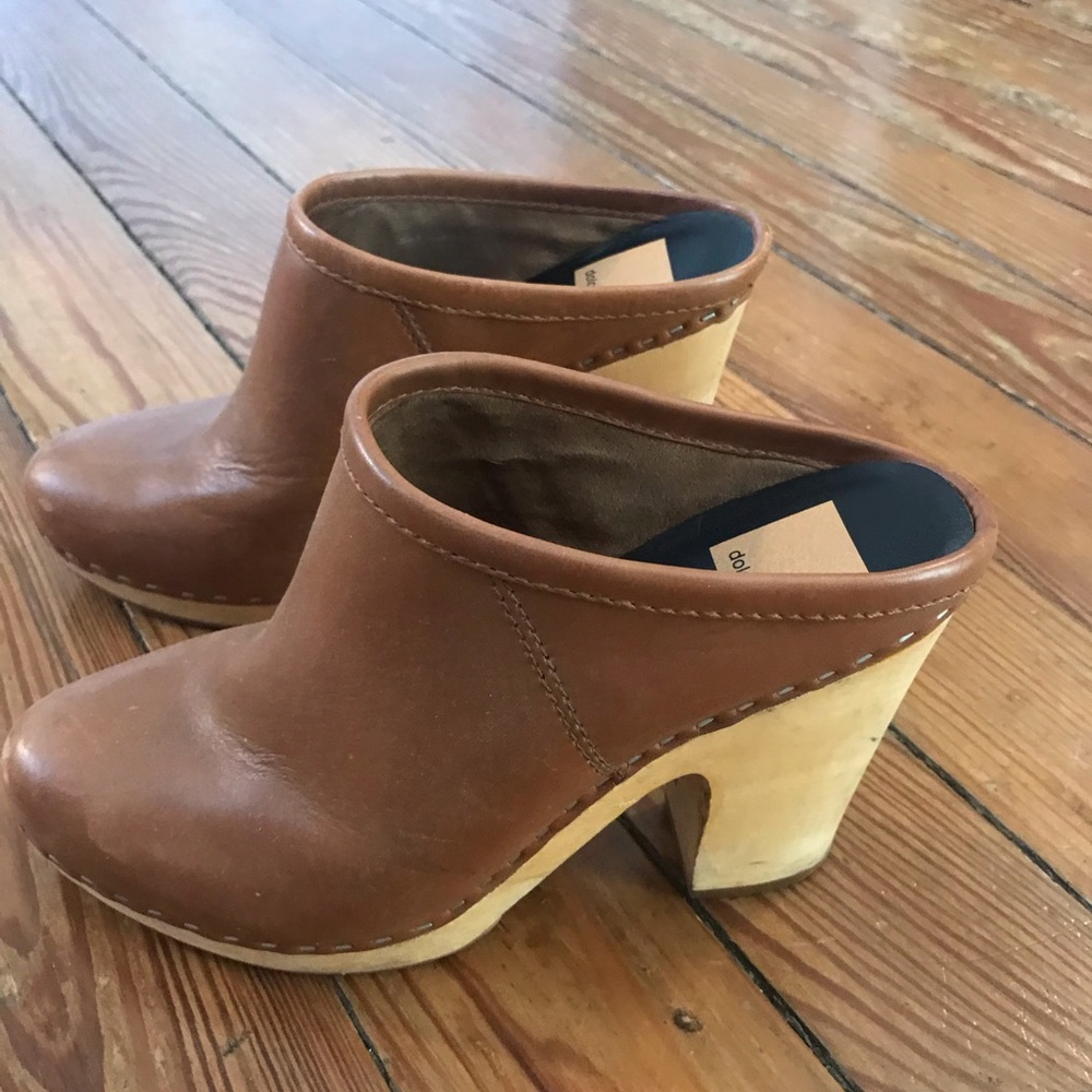 Dolce Vita clogs
